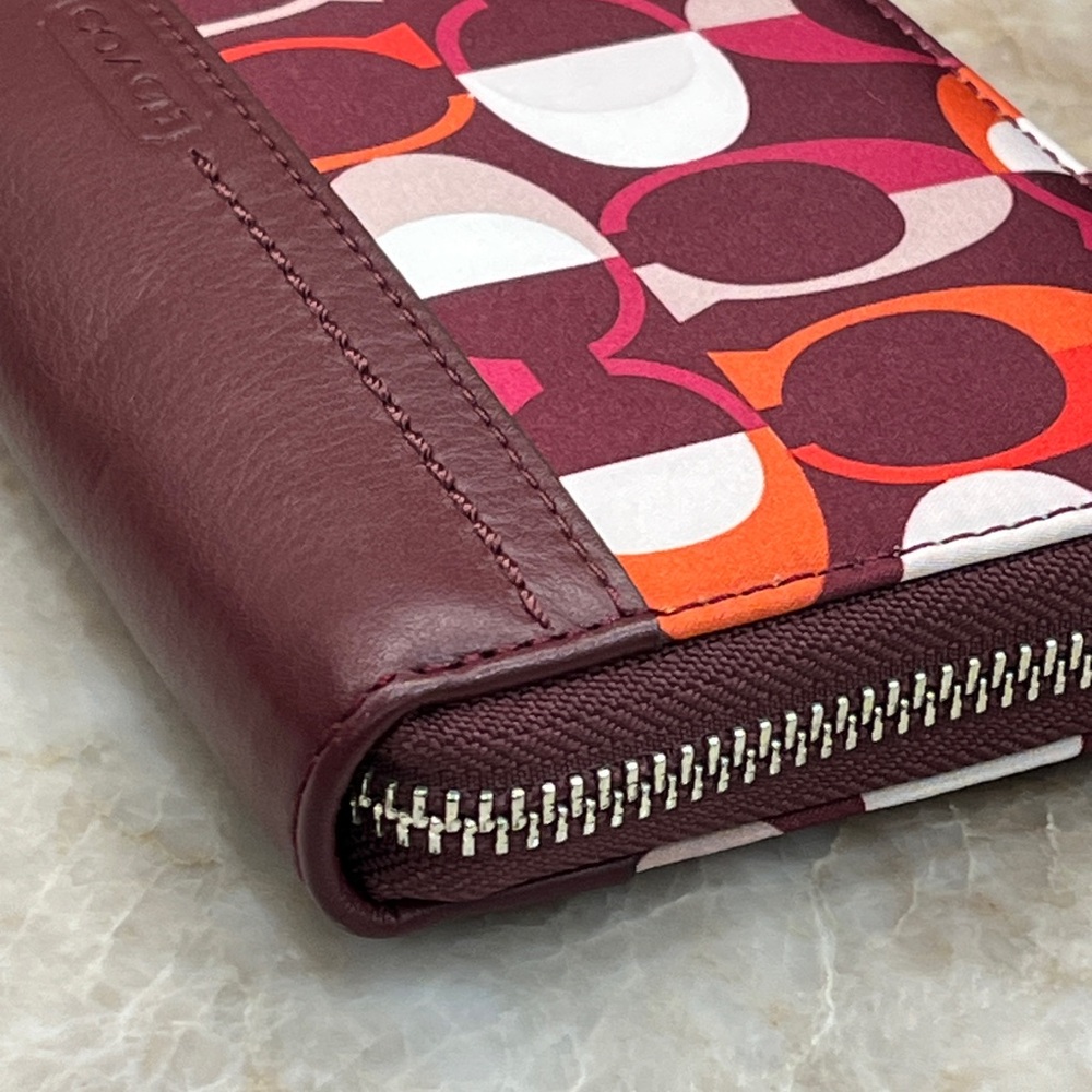 NWOT Coach Park Split C Print Accordion Zip Wallet - Picture 3 of 11